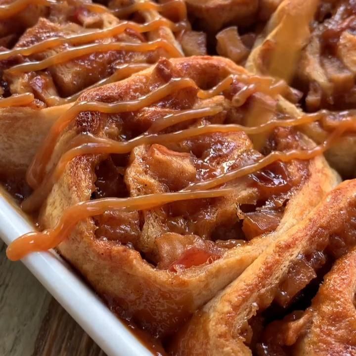 Caramel apple cinnamon rolls