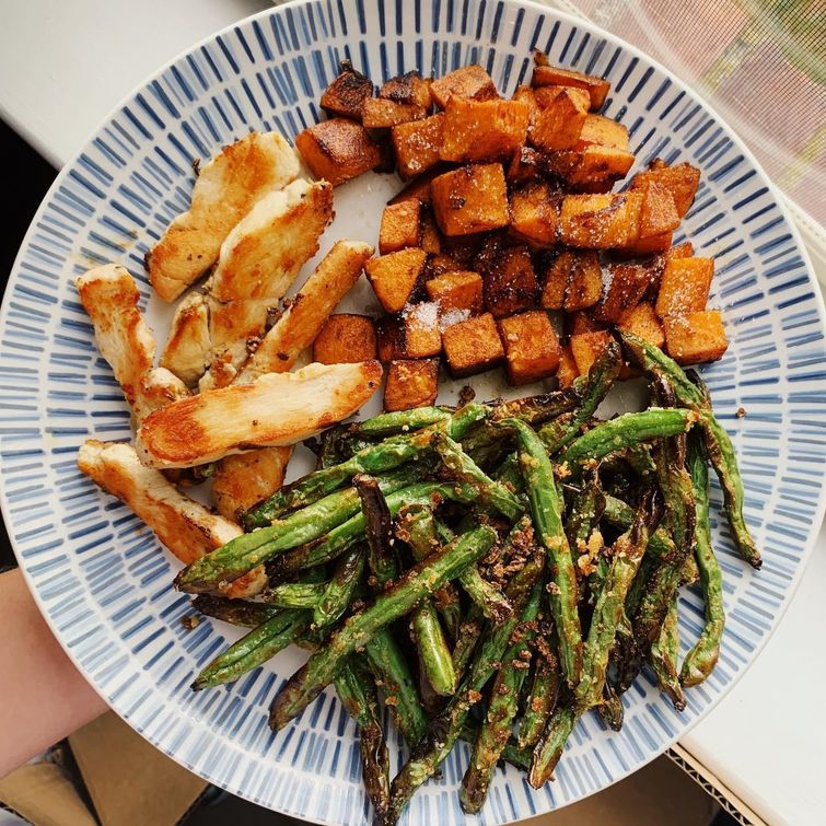 Chicken and green bean dinner