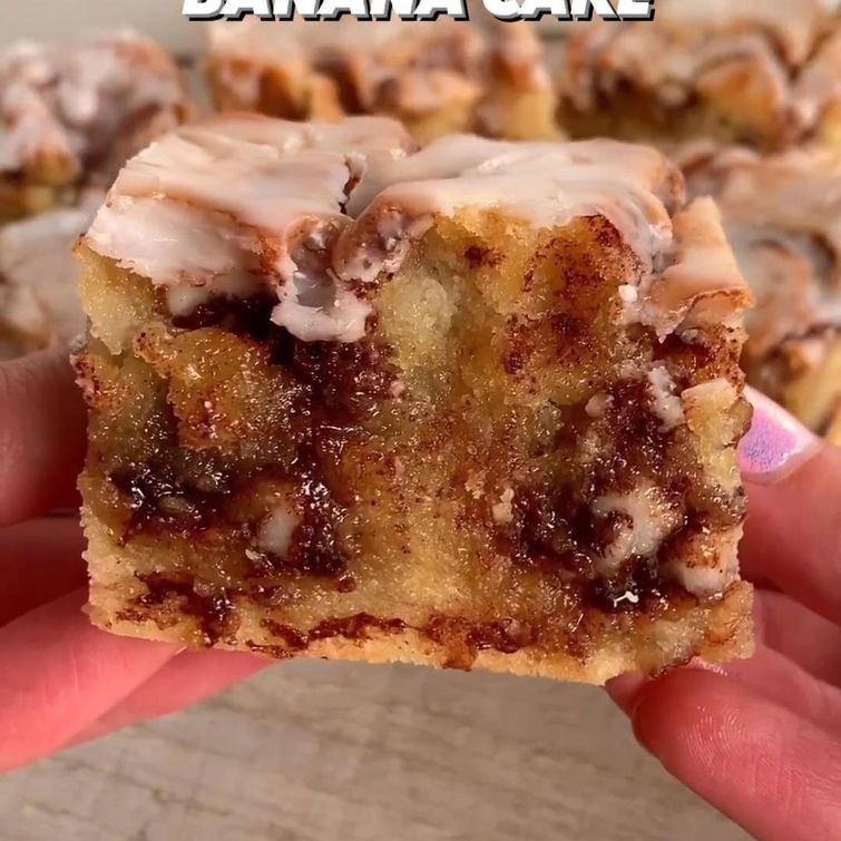 Delicious cinnamon roll banana cake