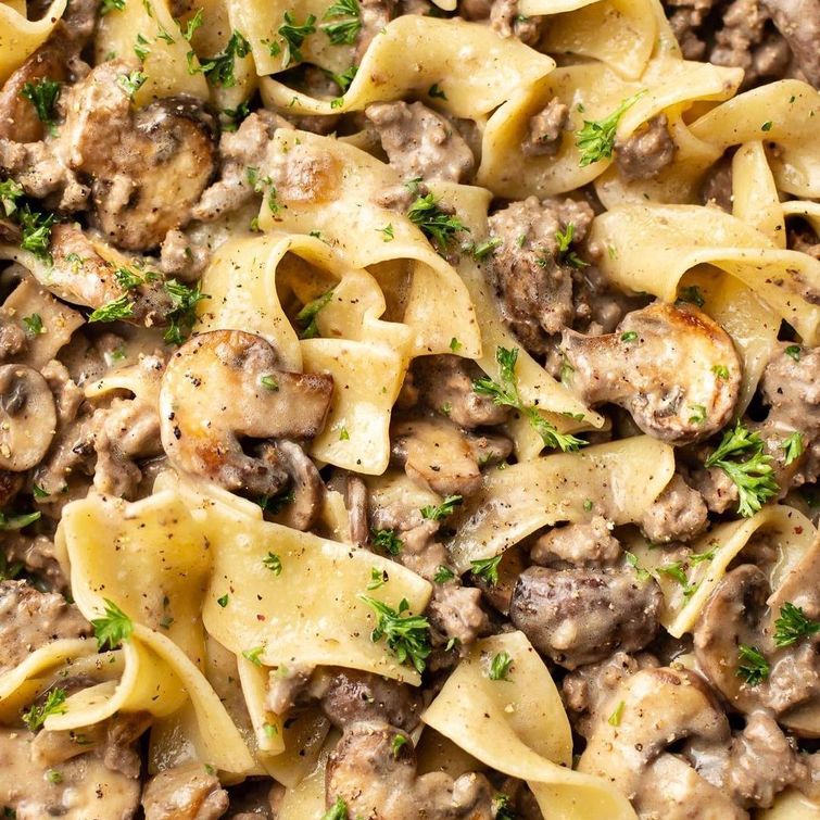 Delicious ground beef stroganoff