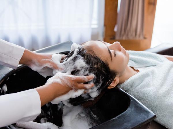 Hair Washing at Salon