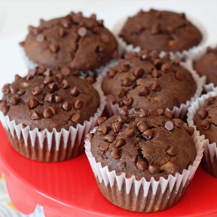 Healthy banana chocolate muffins