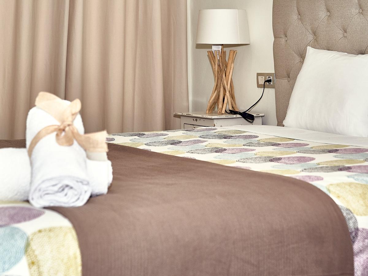 Luxury Hotel Bedroom Towel