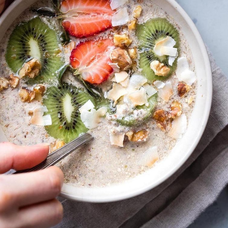Grain-free paleo oatmeal