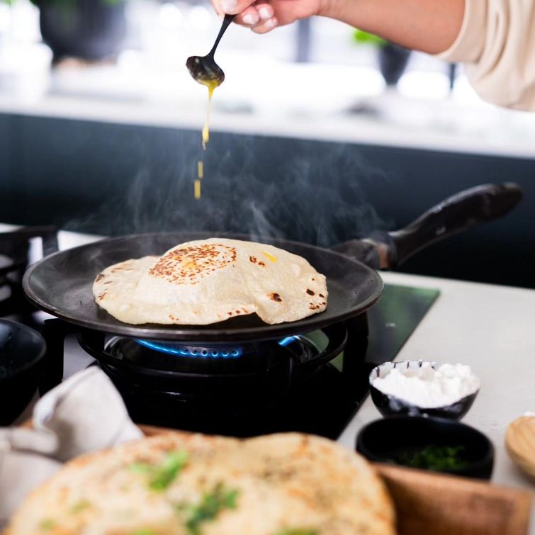 Pan-cooked Naan Roti