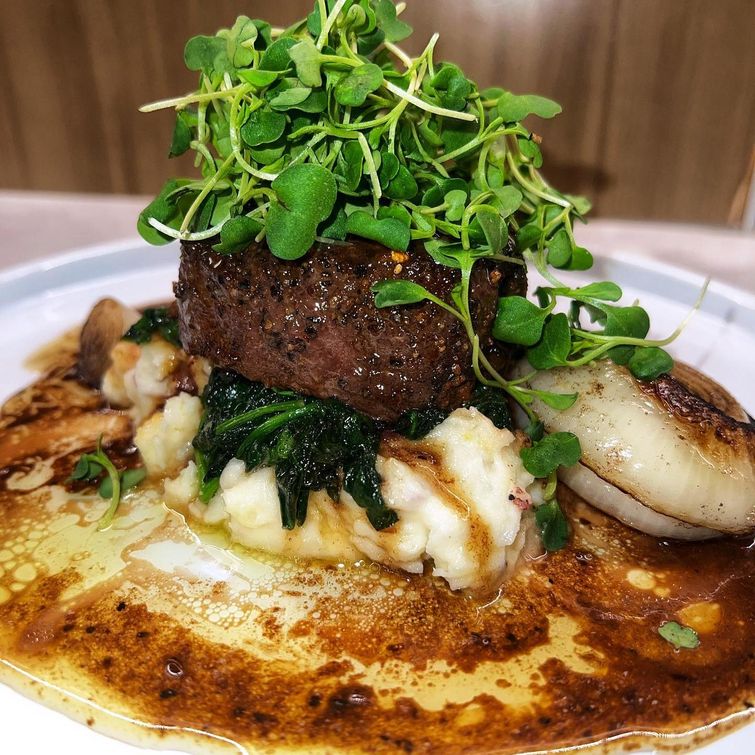 Peppercorn crusted sirloin steak with sides