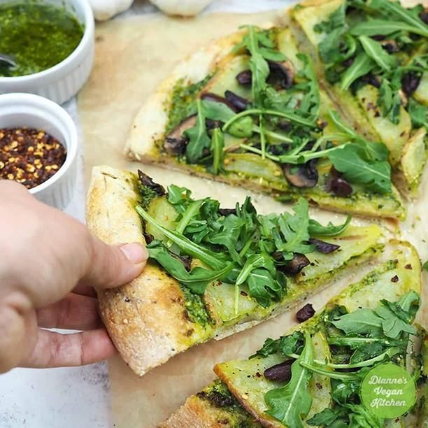 Arugula pesto pizza with potatoes