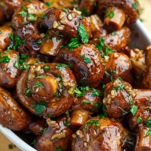Roasted-Garlic-Soy-Balsamic-Mushrooms