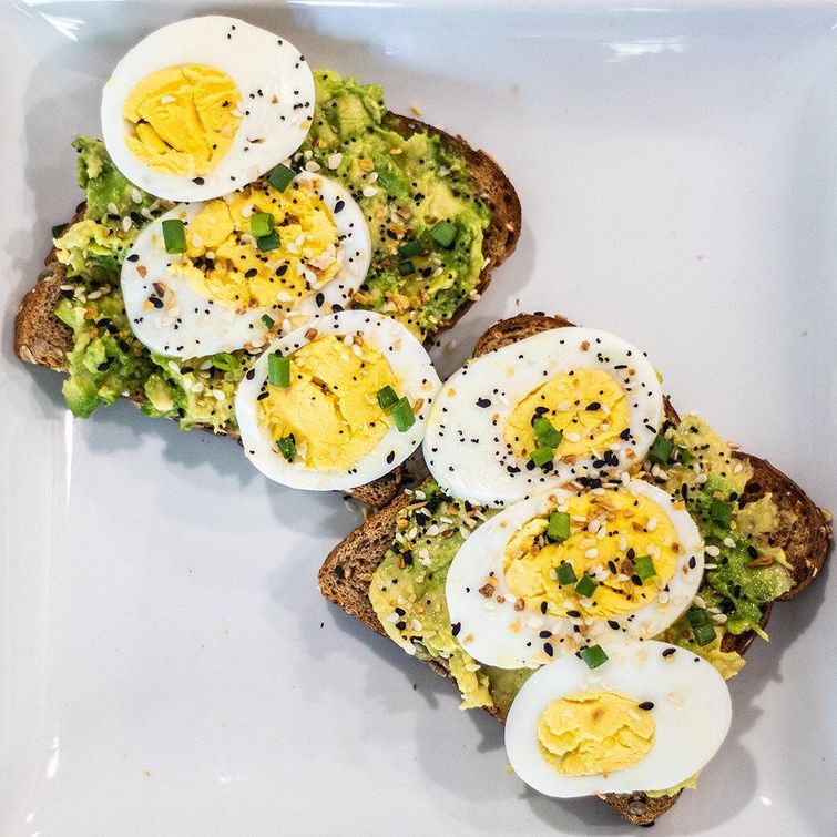 Avocado toast with egg and seasoning