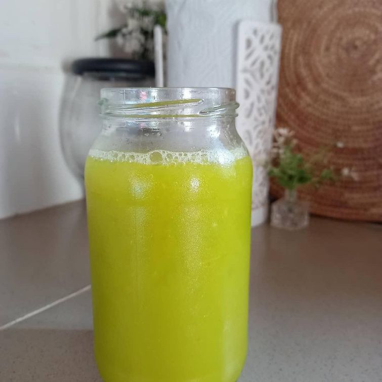 turmeric pineapple cucumber apple ginger juice