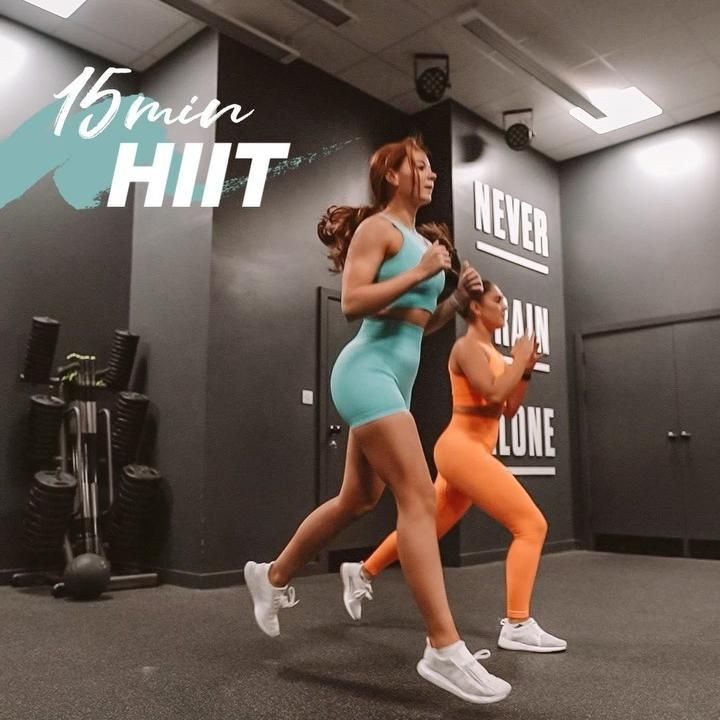 Woman doing a HIIT workout
