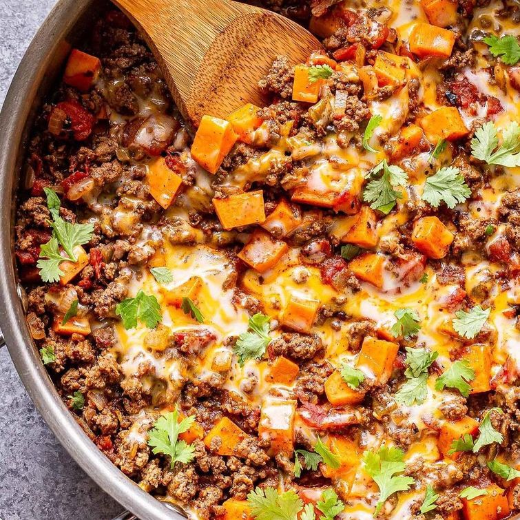 Southwest ground beef and sweet potato skillet dinner