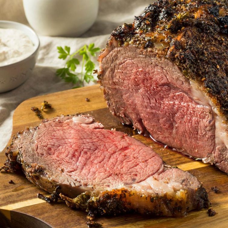 Hickory-smoked Black Angus prime rib