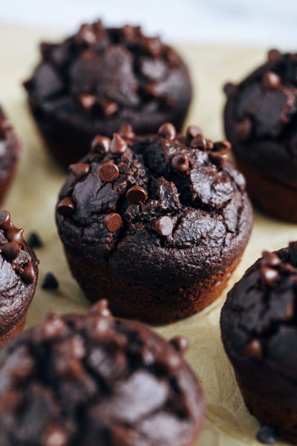 Healthy Chocolate Peanut Butter Muffins