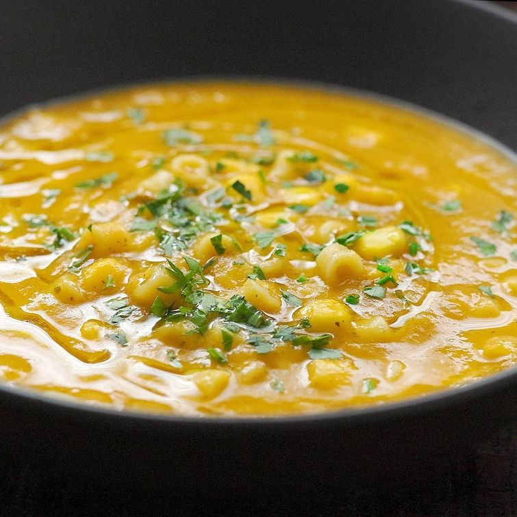 Delicious and healthy creamy vegetable pasta soup