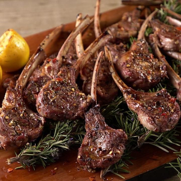 Grilled finger burner lamb chops