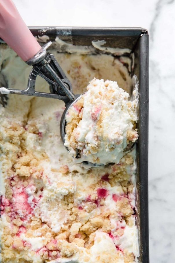 Keto Strawberry Cheesecake Ice Cream