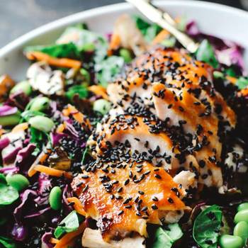 Asian Sesame Salad with Sriracha Salmon