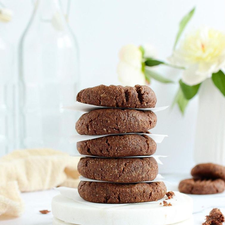 Gluten-free vegan chocolate peanut butter cookies