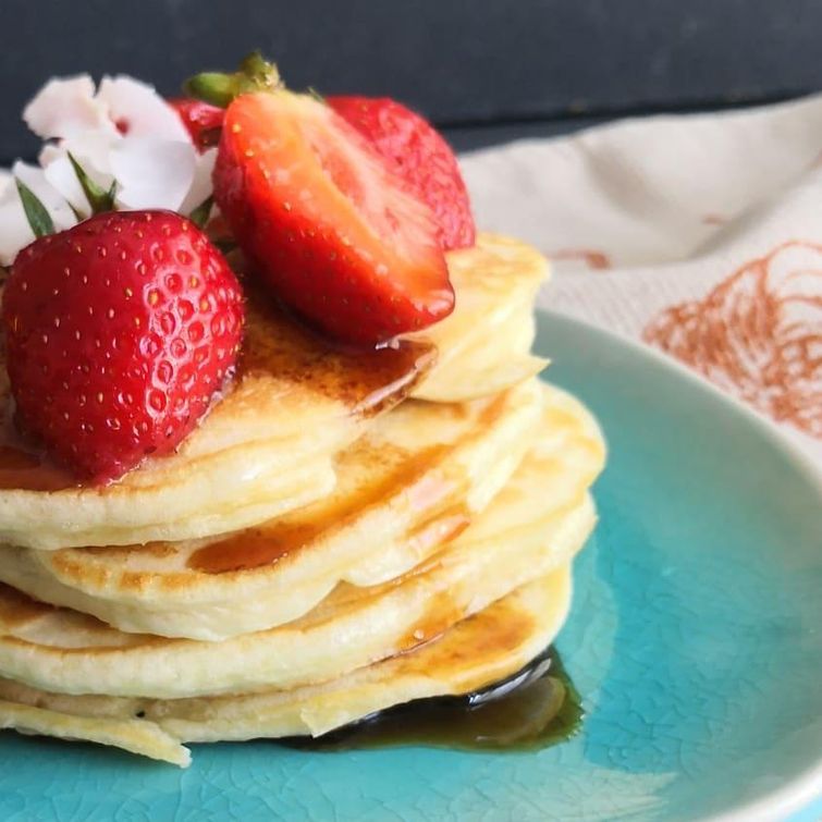 fluffy clean eating pancakes